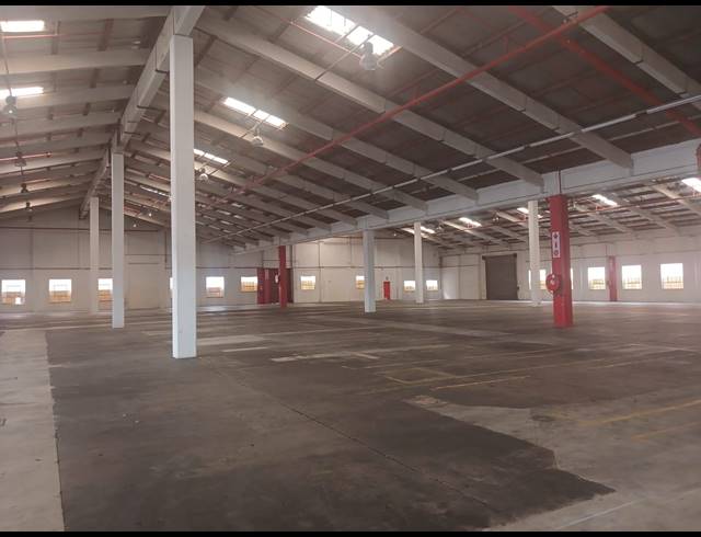 3,808M² FACTORY TO LET IN NEW GERMANY